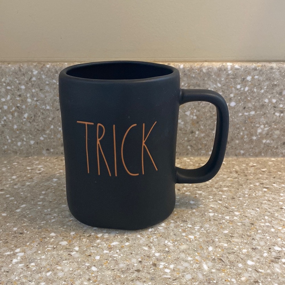 NWT Rae Dunn double sided matte black Trick Treat mug.